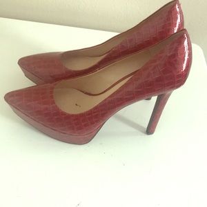 Red Gianni Bini heels